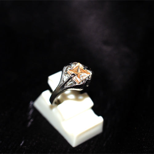 925 Sterling Silver Champagne Cubic Zirconia Vintage Ring