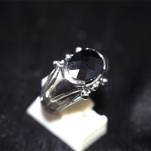 925 Sterling Silver Oval Faceted Black Onyx Ring with Ornate Setting
