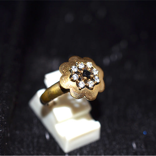 6 Carat Gold Plated Turkish Black Onyx Scalloped Flower Ring