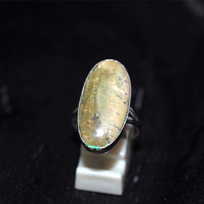 925 Sterling Silver Elongated Oval Serpentine Ring