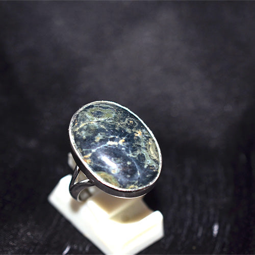 925 Sterling Silver Oval Mottled Serpentine Ring