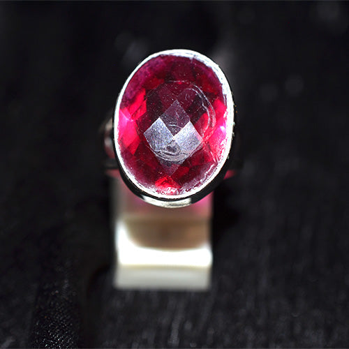 925 Sterling Silver Oval Ruby Quartz Ring with Split Shank