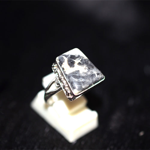 925 Sterling Silver Rectangle White Jasper Ring with Ornate Band