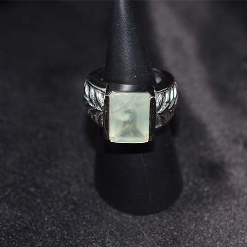 925 Sterling Silver Light Green Rectangular Engraved Ring