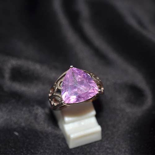 925 Sterling Silver Amethyst Filigree Triangle Ring