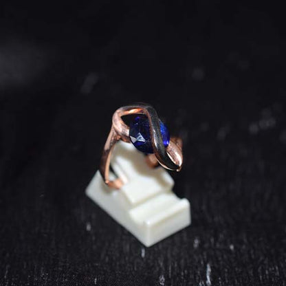 6 Carat Gold Plated Blue Orbital Twist Ring