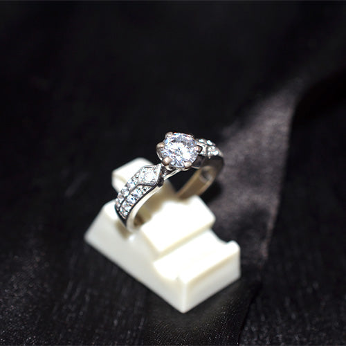 925 Sterling Silver Cubic Zirconia Wave Pattern Ring