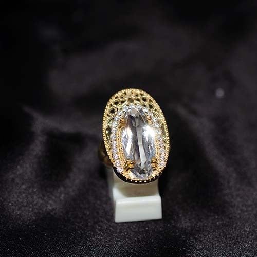 6 Carat Gold Plated White Quartz Filigree Oval Ring