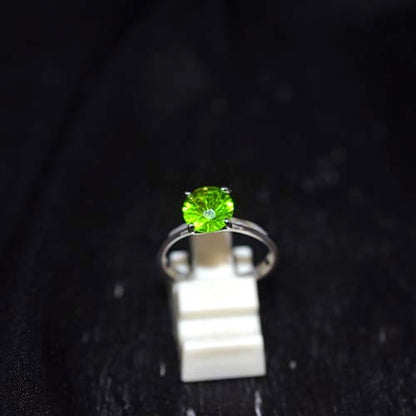925 Sterling Silver Green Peridot Solitaire Ring