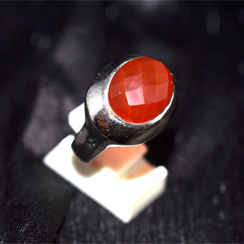 925 Sterling Silver Bold Bezel Oval Faceted Carnelian Ring
