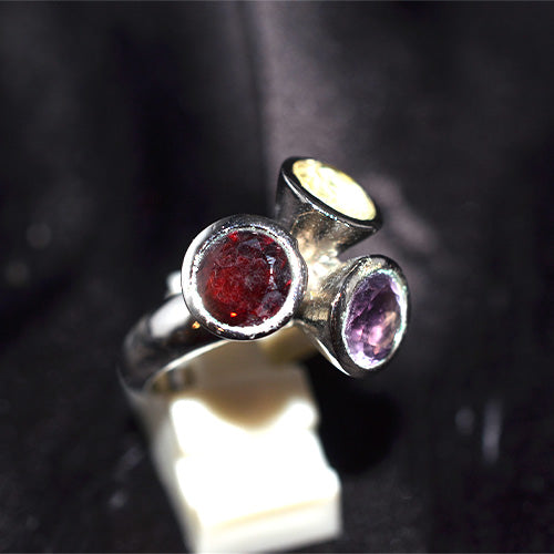 925 Sterling Silver Garnet Amethyst and Citrine Tripod Ring
