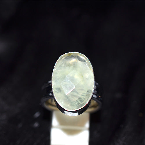 925 Sterling Silver Oval Prehnite Ring