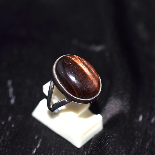 925 Sterling Silver Chatoyant Tiger's Eye Oval Ring