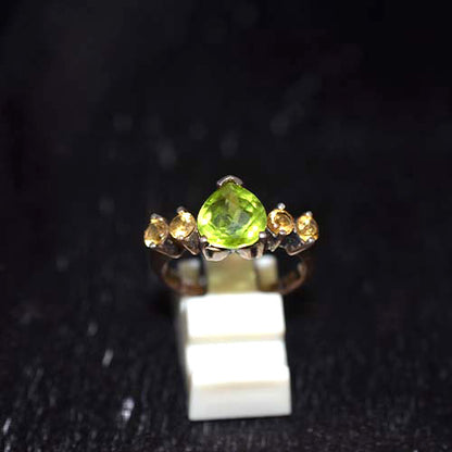 925 Sterling Silver Peridot Heart Accent Ring