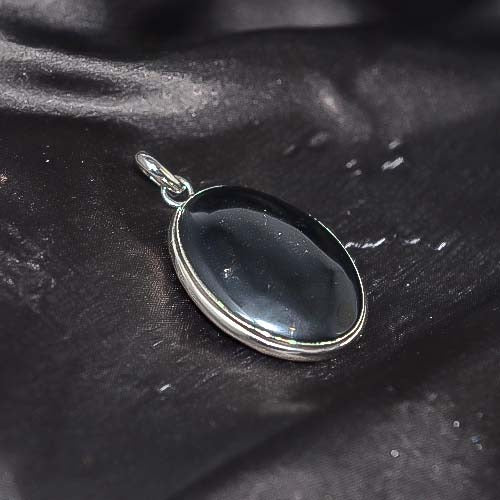 925 Sterling Silver Oval Black Onyx Pendant