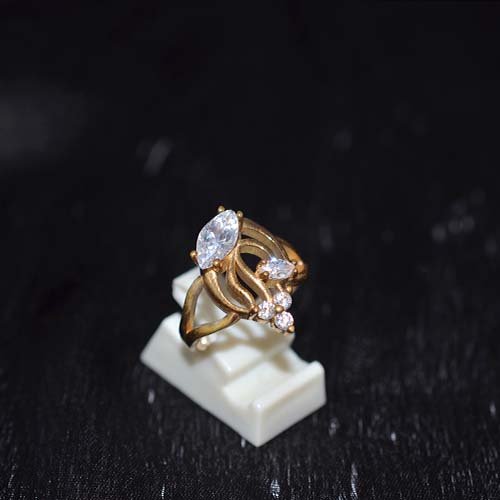 6 Carat Gold Plated White Marquise Floral Ring