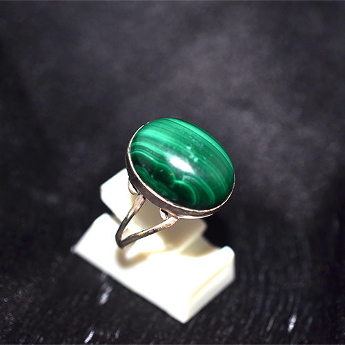 925 Sterling Silver Oval Malachite Ring with Split Shank