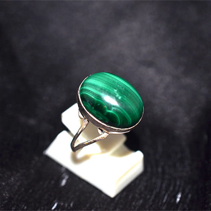 925 Sterling Silver Oval Malachite Ring with Split Shank