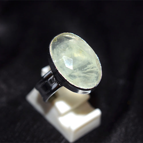 925 Sterling Silver Oval Prehnite Ring