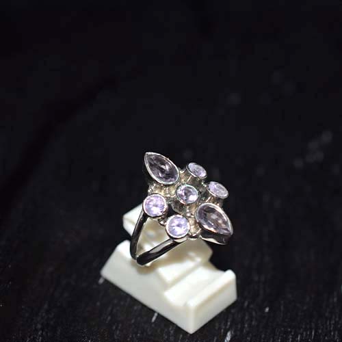 925 Sterling Silver Light Purple Gemstone Starburst Pattern Ring